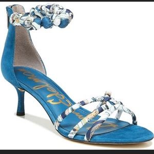 Brand new never worn Sam Edelman Jayde indigo sandal